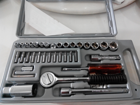 บ๊อกซ์ชุดเล็ก 1/4 - 3/8 บ๊อกซ์ชุดเล็ก 1/4 - 3/8