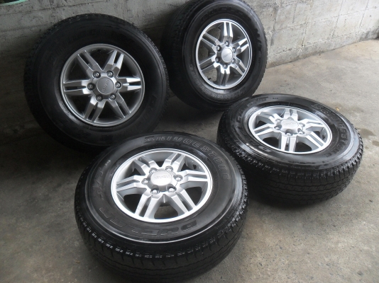 ล้อแม็ก 16นิ้ว 6รู อีซูซุ พร้อมยาง 265/70R16ปี10 สวยๆ 4 ล้อ ราคา 7900 บาท ล้อแม็ก 16นิ้ว 6รู อีซูซุ พร้อมยาง 265/70R16ปี10 สวยๆ 4 ล้อ ราคา 7900 บาท