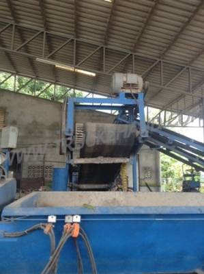 ชุดอุปกรณ์ผลิตท่อค.ส.ลอัดแรง สามารถผลิตทอค.ส.ล 40-1.20 สภาพดีพร้อมใช้งาน