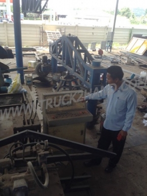 ชุดอุปกรณ์ผลิตท่อค.ส.ลอัดแรง สามารถผลิตทอค.ส.ล 40-1.20 สภาพดีพร้อมใช้งาน