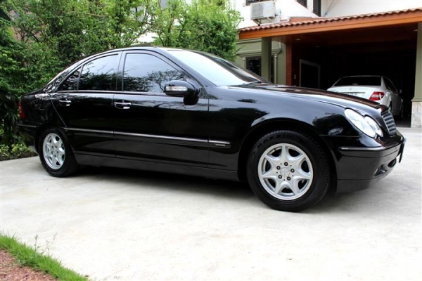 2002BENZ C180 2.0 Elegance Good condition เจ้าของขายเอง ไม่เคยติดแก๊ส 2002BENZ C180 2.0 Elegance Good condition เจ้าของขายเอง ไม่เคยติดแก๊ส