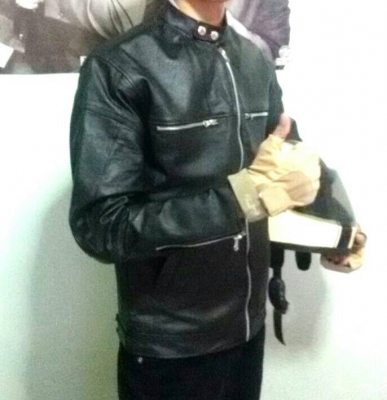 เสื้อหนังคอจีน มีสีดำ/น้ำตาล ของใหมทุกตัว มีทุกไซส์ ครับ