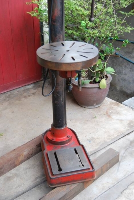 สว่านแท่นขนาดสูง