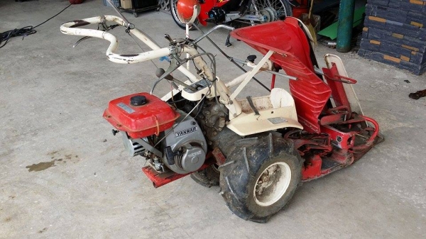 รถเกี่ยวข้าวเดินตามแบบมัดข้าวในตัว YANMAR เก่าญี่ปุ่น สภาพสวย เครื่องพร้อมใช้งาน รถเกี่ยวข้าวเดินตามแบบมัดข้าวในตัว YANMAR เก่าญี่ปุ่น สภาพสวย เครื่องพร้อมใช้งาน