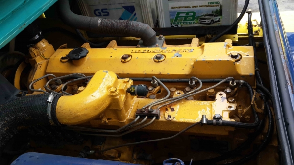 ขาย รถโฟล์คลิฟท์ Komatsu 4ตัน รุ่น FD40-4