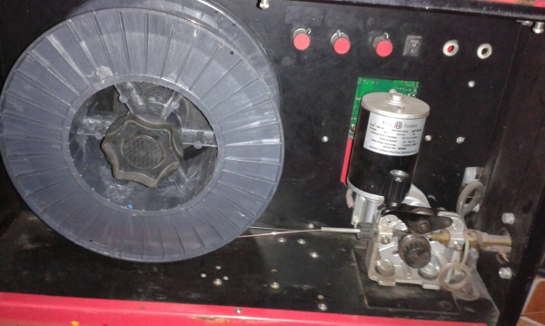 ขายตู้เชื่อม MIG250 มือสอง ใช้ไฟ 220 โวล์