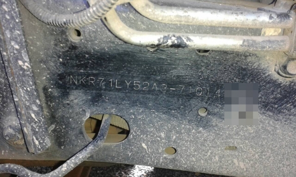 ISUZU NKR สวยกิ้บทั้งคันค่ะ  ยอดจัดไฟแนนซ์ได้ 300,000 บาทค่ะ