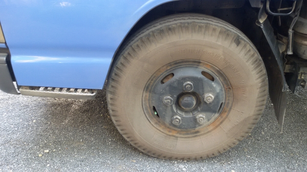 ISUZU NKR สวยกิ้บทั้งคันค่ะ  ยอดจัดไฟแนนซ์ได้ 300,000 บาทค่ะ