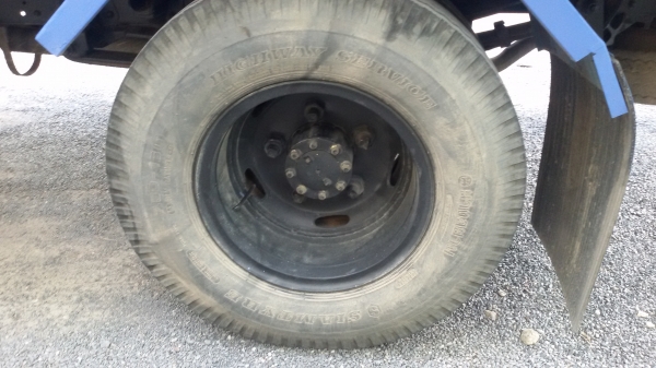 ISUZU NKR สวยกิ้บทั้งคันค่ะ  ยอดจัดไฟแนนซ์ได้ 300,000 บาทค่ะ