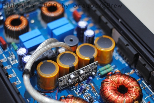 Class D Plutonium 1800watt
