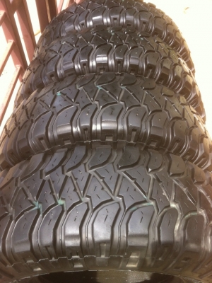 (ปรับราคาเหลือ 12500)ยาง MUD Mickey thompsom MTZ USA 285 75 16 (ปรับราคาเหลือ 12500)ยาง MUD Mickey thompsom MTZ USA 285 75 16