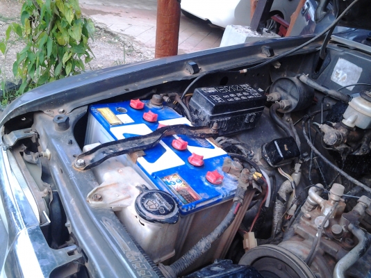 TOYOTA SR5 LN111 โฟวีลปี 40 เครื่อง 3L 2.8 ยาง 31x10.1x15 ยางใหม่4เส้น แอร์เย็น ภาษีเต็ม TOYOTA SR5 LN111 โฟวีลปี 40 เครื่อง 3L 2.8 ยาง 31x10.1x15 ยางใหม่4เส้น แอร์เย็น ภาษีเต็ม