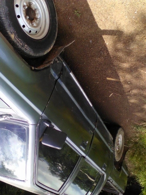 MISUBISHI สี่ประตู ไซโคลน สภาพสวยไม่สนิท เครื่องยนต์ดี ระบบแอร์เย็น เครื่องเสียงวิทยุครบ ยางใหม่คู่หน้า ขายถูกๆ