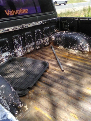 MISUBISHI สี่ประตู ไซโคลน สภาพสวยไม่สนิท เครื่องยนต์ดี ระบบแอร์เย็น เครื่องเสียงวิทยุครบ ยางใหม่คู่หน้า ขายถูกๆ