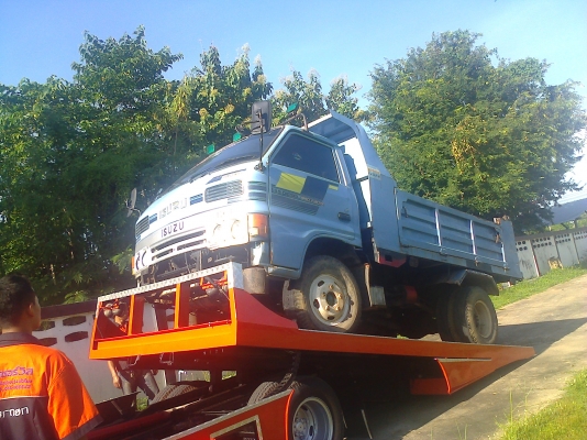 หกล้อ อีซูซุ KS115แรงดั้ม สภาพสวยเดิมๆ พวงมาลัยเพาเวอร์ เล่มทะเบียนครบ