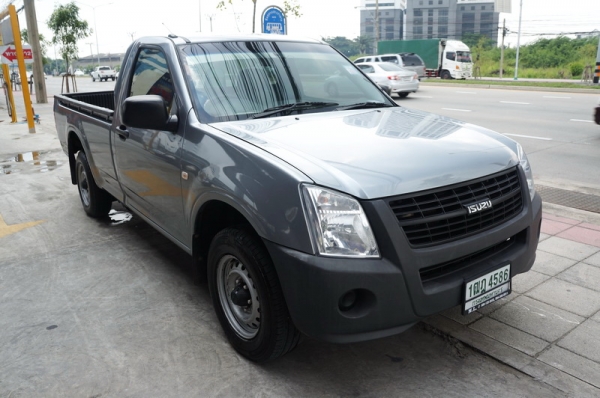 ISUZU D-MAX ตอนเดียว ปี 2006 รถสวย พวงมาลัยพาวเวอร์ แอร์เย็นๆ เครื่องเดิมแน่นๆ ช่วงล่างดี ภายในสภาพสวย สีสวย รถพร้อมใช้งาน จัดไฟแนนได้