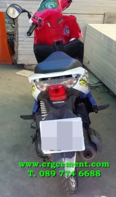 HONDA CLICK สภาพดี ใช้งานได้ดี สีขาวน้ำเงิน สภาพสวย ราคาไม่แพง HONDA CLICK สภาพดี ใช้งานได้ดี สีขาวน้ำเงิน สภาพสวย ราคาไม่แพง