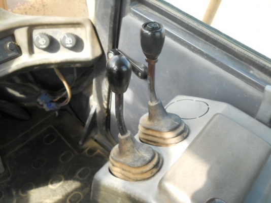 ขายรถตัก TCM L32-2