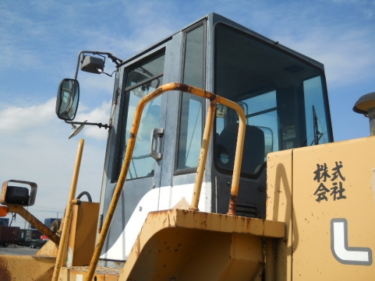 ขายรถตัก TCM L32-2