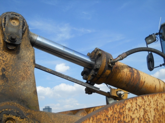 ขายรถตัก TCM L32-2