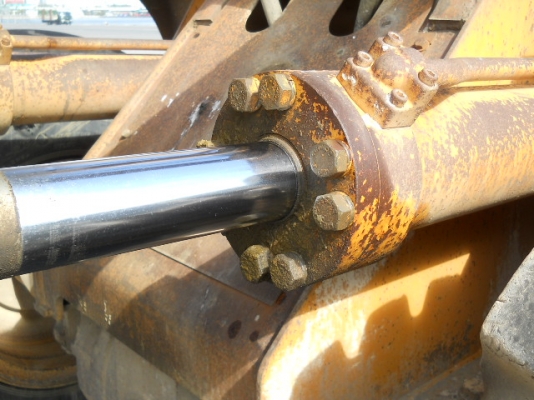 ขายรถตัก TCM L32-2