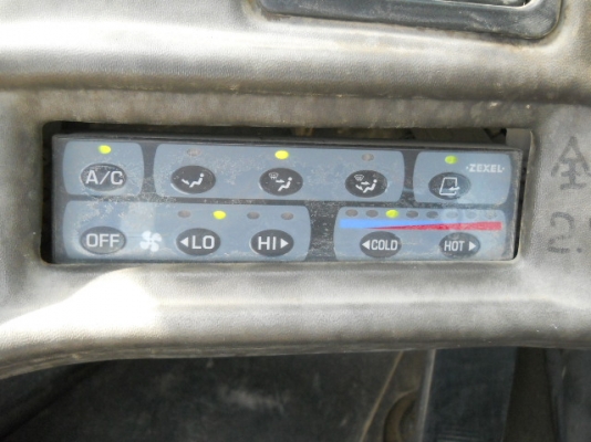 ขายรถตัก TCM L32-2