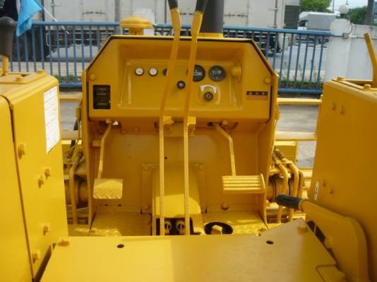 รถดันดิน Komatsu D21-5 สไลค์ได้ 6 ทิศทาง รถเก่านอก ยังไม่ผ่านการใช้งานในไทย
