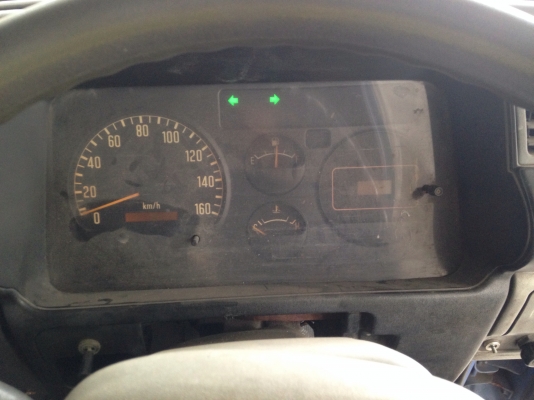 ขาย isuzu nqr133 ตู้เปียก