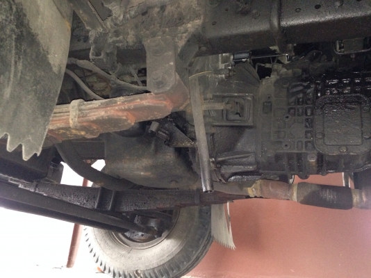 ขาย isuzu nqr133 ตู้เปียก