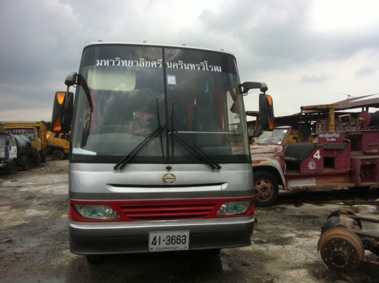 ขายรถบัส6ล้อแอร์ถูกๆ