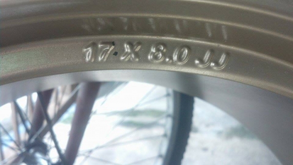 แม็กกระบะ 6 รู หน้า 8 หลัง 9 แถมยาง 8700 บาท แม็กกระบะ 6 รู หน้า 8 หลัง 9 แถมยาง 8700 บาท