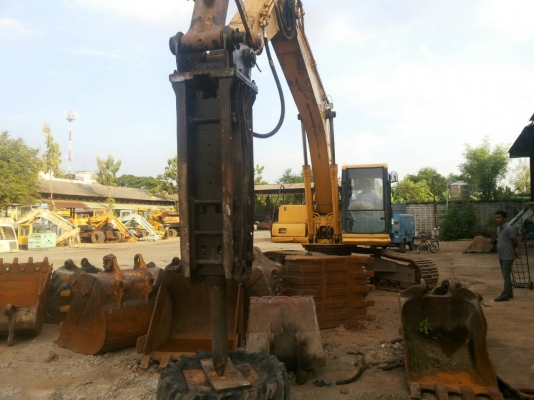 ขายหัวเจาะใส่รถPC200รุ่นใหม่