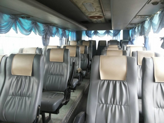 ขายรถบัส6ล้อแอร์ใช้งานได้ดี