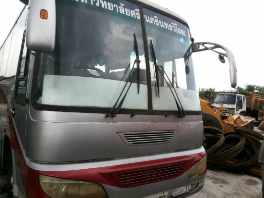 ขายรถบัส6ล้อแอร์ใช้งานได้ดี