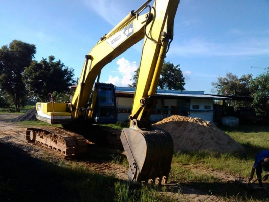 **950,000 บ.ต่อรอง**ขายแบคโฮ KOBELCO MARK3 SK200 Yutani /S.No.10639 ไฟฟ้าตัด เครื่องเดิมปั้มเดิม เครื่องดี แรงดี ไม่เยิ้ม ปั้มดี แรง ทำงานดี บูมอาร์มสวยไม่ปะไม่ดาม ไม่ร้าว บุ้งกี๋ดีไม่ผุ หนา เอวดีแน่นดี ช่วงล่าง70\% แทร็กดีครบ โซ่พอได้ เฟรมดี โรลเลอร์ครบ ส