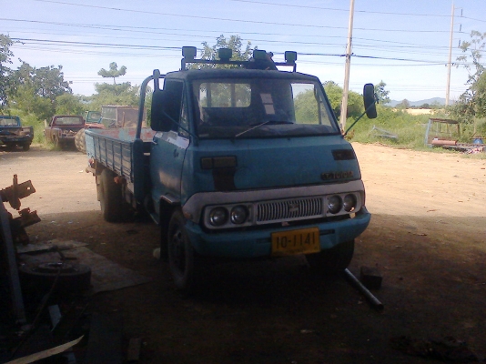 ฃายหกล้อโตโยต้าสภาพดีมืทะเบียนราดาถูกสนใจ0871684611