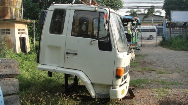 พี่ชูชาติ ขอนแก่นจองแล้ว หัวรถ ISUZU ROCKY เดิมๆบางๆ ไม่ผุ ขาดีดหน้า ขาหลัง ของครบ ยกใส่รถวิ่งได้เลย