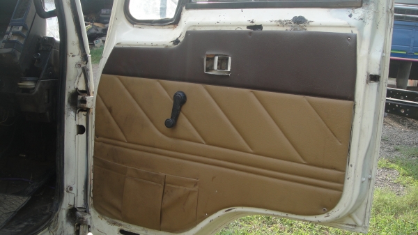 พี่ชูชาติ ขอนแก่นจองแล้ว หัวรถ ISUZU ROCKY เดิมๆบางๆ ไม่ผุ ขาดีดหน้า ขาหลัง ของครบ ยกใส่รถวิ่งได้เลย