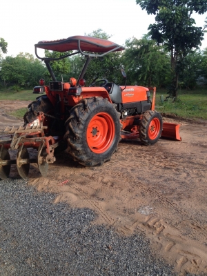ขาย kubota L4508 Di Special 46 แรงม้า พร้อมใบดันหน้าตราช้าง และผาน5ติดคราด ขาย kubota L4508 Di Special 46 แรงม้า พร้อมใบดันหน้าตราช้าง และผาน5ติดคราด