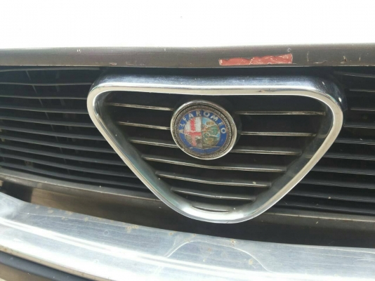 ขายรถเก๋งAlfaromeo ราคารถจักยาน