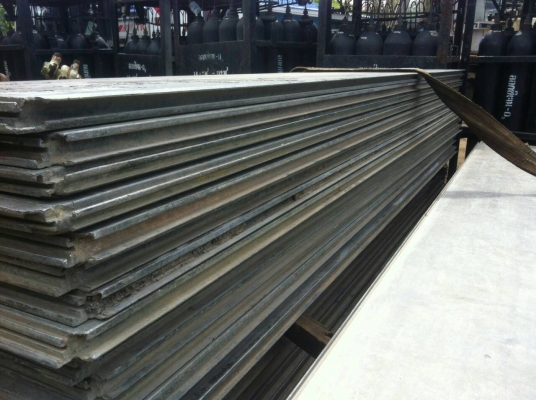 ขายแผ่นรองขารถเครน สภาพดี