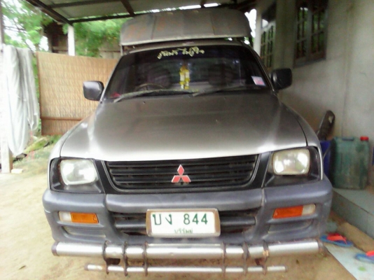 รถกระบะ ตอนเดียวรุ่น mitzubichi starda เครือง 2500ccปี 2539