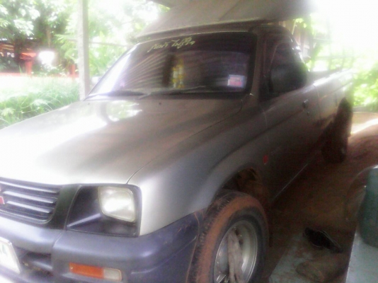 รถกระบะ ตอนเดียวรุ่น mitzubichi starda เครือง 2500ccปี 2539