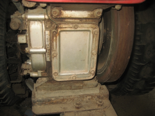 คูโบต้า  9.5 แรง   อุปกรณ์ ครบ ราคา  23,000 บาท// ขายแล้ว  ลูกค้า จากสกลฯ