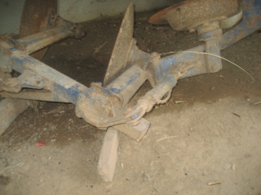 คูโบต้า  9.5 แรง   อุปกรณ์ ครบ ราคา  23,000 บาท// ขายแล้ว  ลูกค้า จากสกลฯ