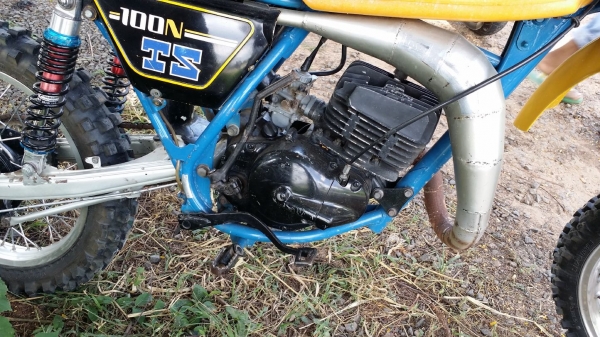 ขาย suzuki ts100 ทะเบียนพร้อมโอน 13000 บาท ขาย suzuki ts100 ทะเบียนพร้อมโอน 13000 บาท