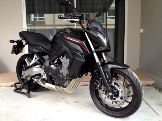 ขาย CB650f ปี2014 วิ่ง200 Km.แท้ๆ สภาพป้ายแดงใหม่เหมือนออกศูนย์ ราคา 263000 บาท