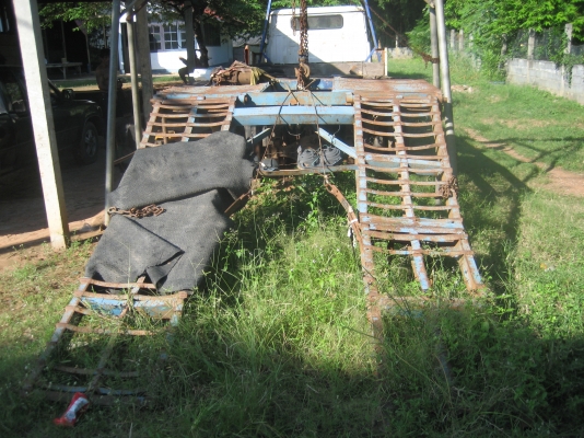 ฮีโน่  KM  เครื่อง100 แรง   ราคาถูก  เผื่อ..ท่านใด ได้ใช้ประโยนช์