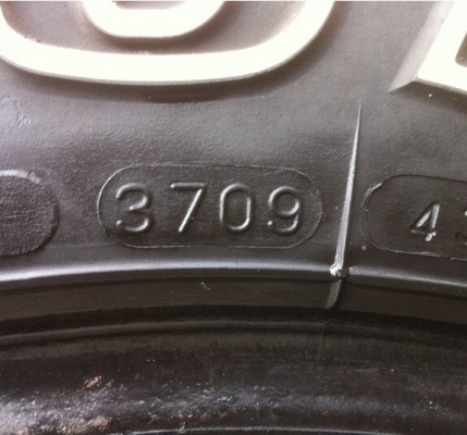 ขายยาง mud maxxis bighorn 245/75/16 ดอกเต็ม ขายยาง mud maxxis bighorn 245/75/16 ดอกเต็ม