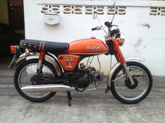 ขายsuzuki a80 สีแดง  ลดเหลือ13900บาท ติดต่อมาคับ เครืองSuzuki สแมส คาร์บูแดช เครืองเดิมๆดีๆ ยางใหม่2เส้น มีเครืองเดิมให้กับท่ออีกใบตามรูป สภาพพร้อมใช้ ทะเบียนพร้อมโอน